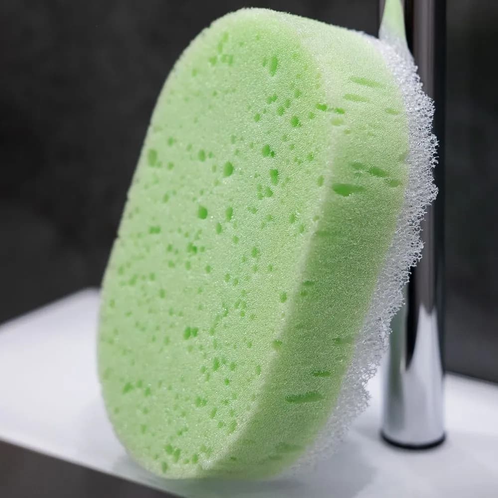 Мочалка для тела "Удовольствие" массажная / губка для тела, для душа (зеленая) - 1