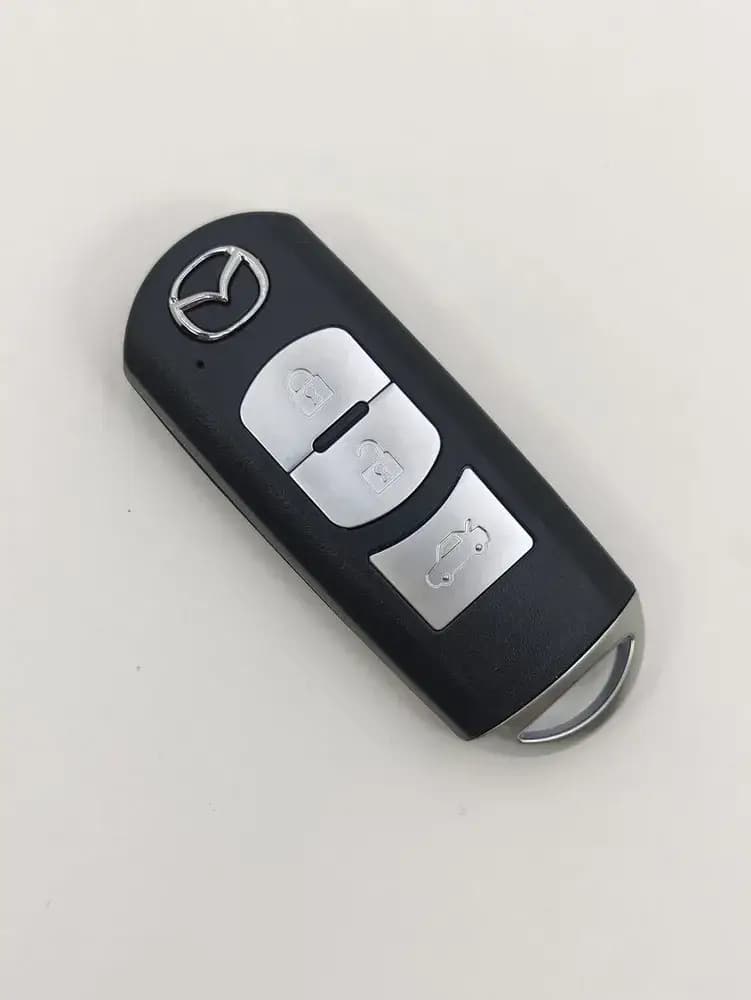 Корпус ключа зажигания Mazda 3 кнопки - 1
